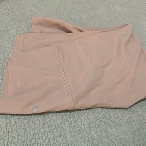 Lululemon Feather Pink Capri Leggings